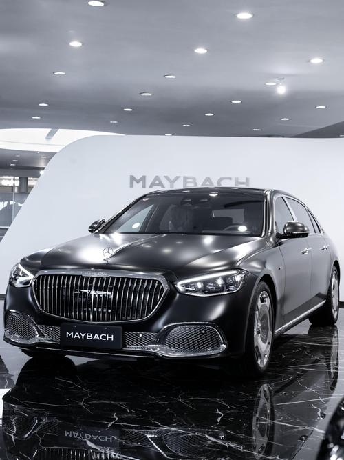 佛山321岚图汽车的售后服务让用户无忧出行，迈巴赫未来的豪华车趋势